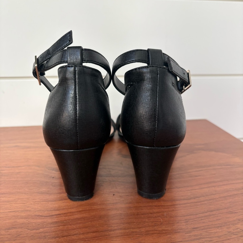 Kelly & Katie Black Ankle Strap Wedge Sandals Shoes Heels Chic Classy Work 6.5 M - Picture 5 of 9
